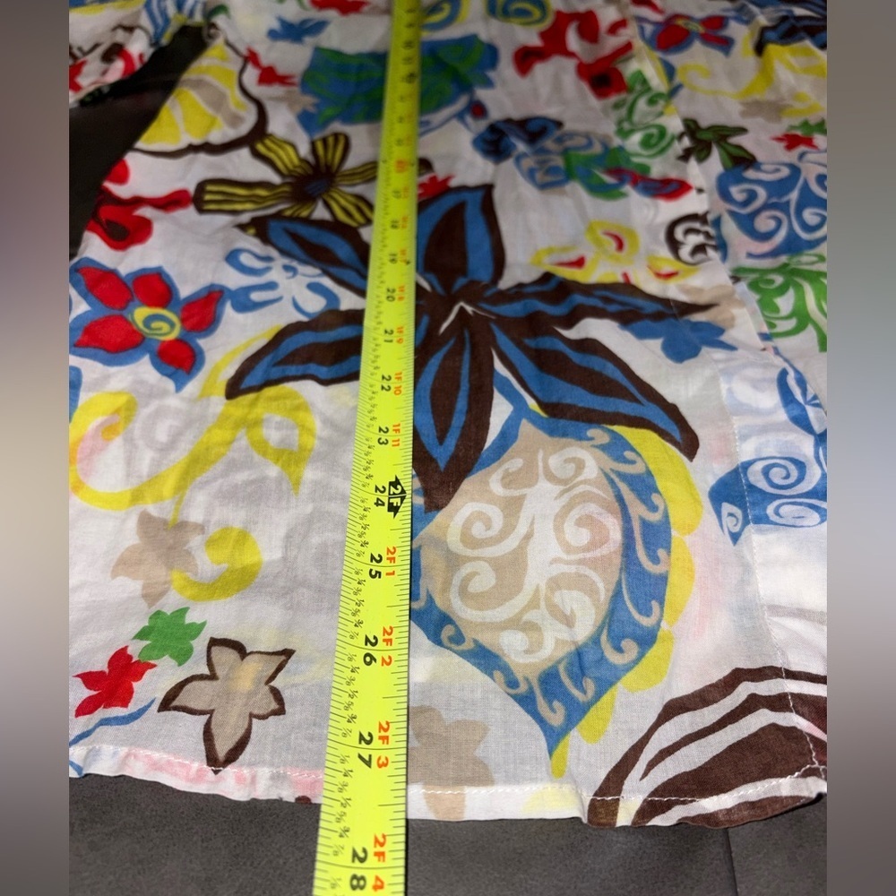 Chico’s Size 1(8/M) Lightweight 100% Cotton Floral Button-Up Blouse Colorful - Picture 6 of 9